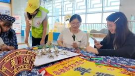有人来接育儿嫂才知自己是备胎